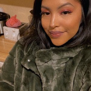 Meet your Posher, Daisy